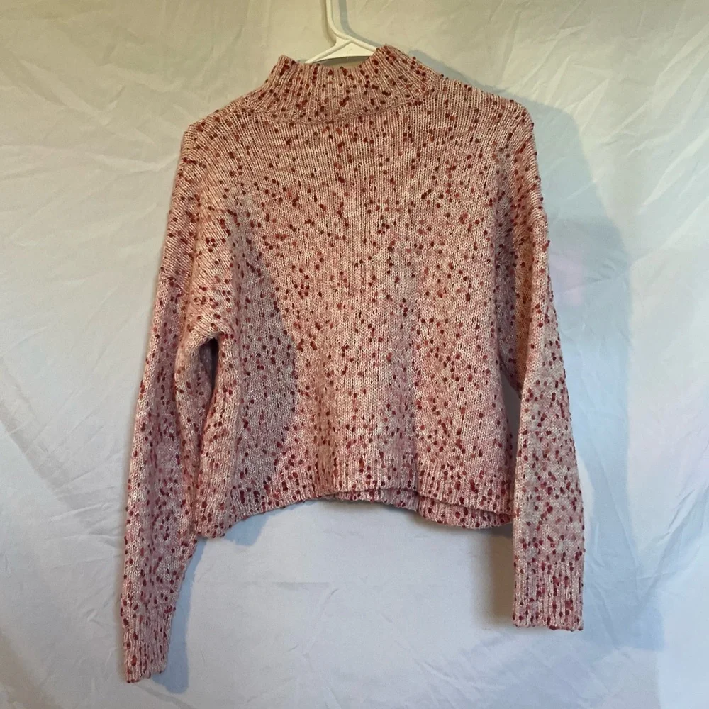 Pink Turtle Neck - Picture 3 of 3